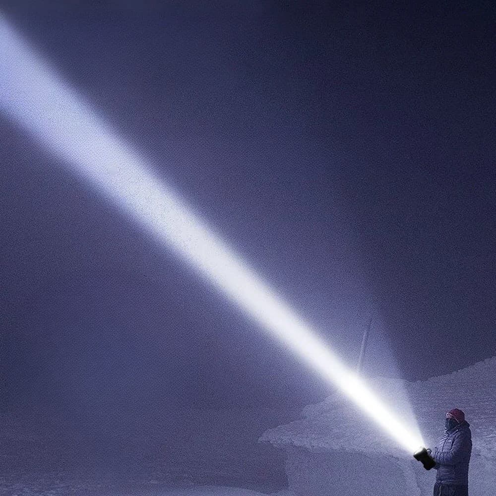 Военный армейский фонарь